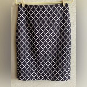 Ann Taylor diamond navy and white jacquard pencil skirt